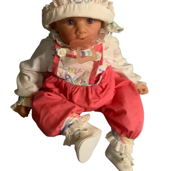 Vintage 1999 Lee Middleton Reva Blue Eyed Soft Body Weighted Baby Doll - Picture 1 of 16